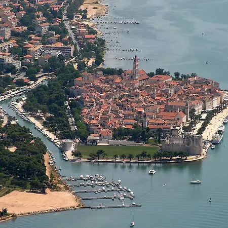 アパート Octopus *