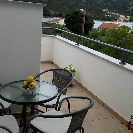 アパート Octopus *