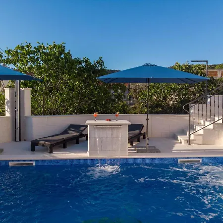 Octopus アパート