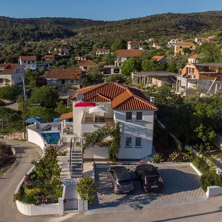 Octopus Apartamento Vinišće